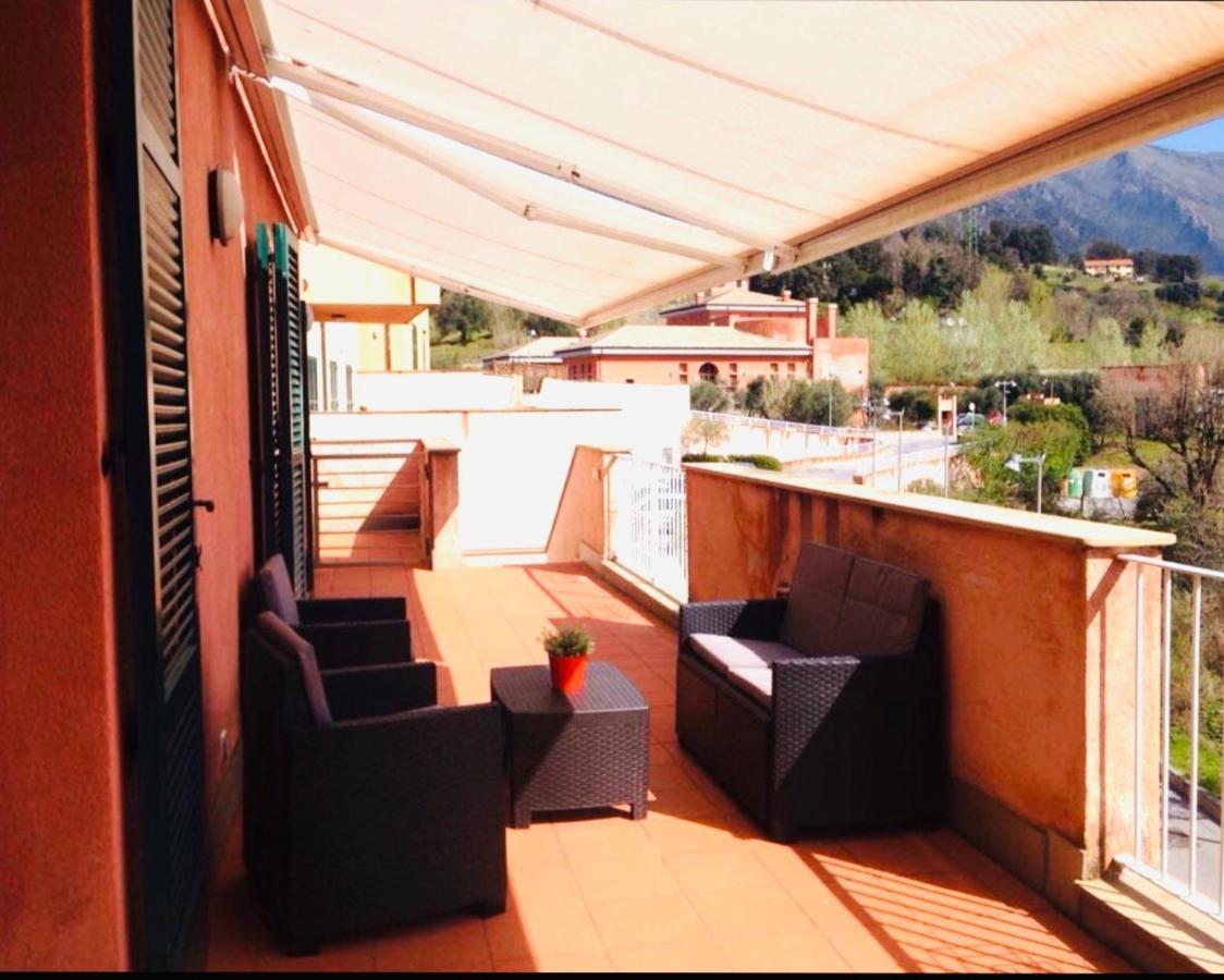 18 Buche Apartment Cogoleto Exterior foto